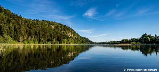 Camping Jura au bord du lac de Coiselet